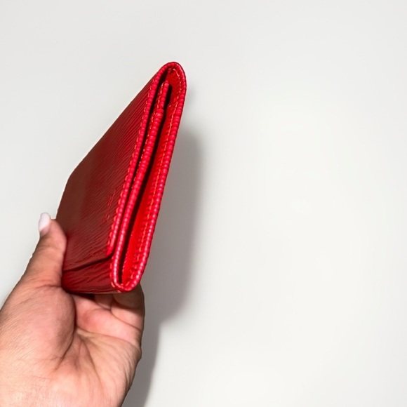 Louis Vuitton Epi Red Long Wallet - Picture 4 of 6